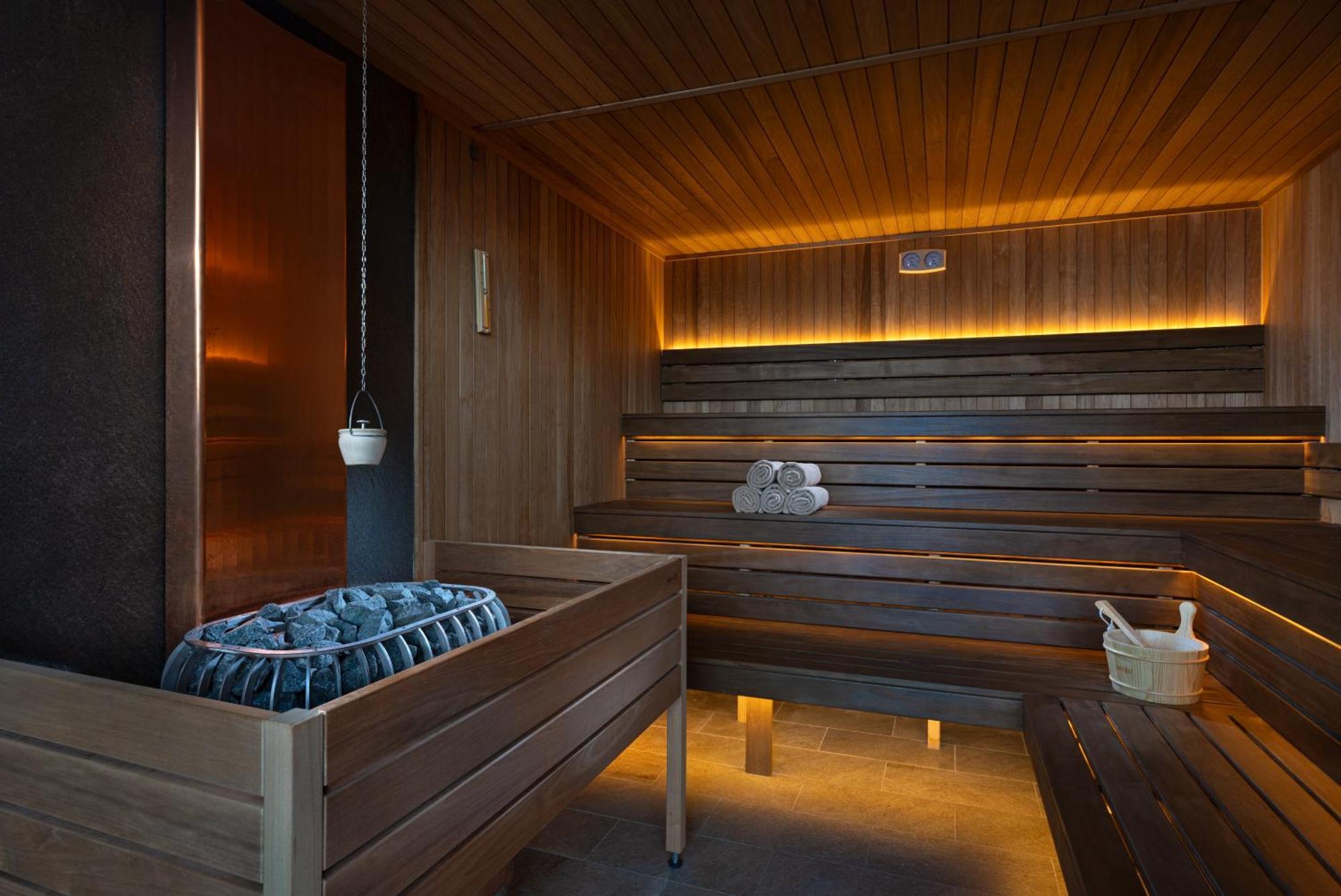 Atmosphere Balneo Hotel & Spa Pavel Banya Exterior foto