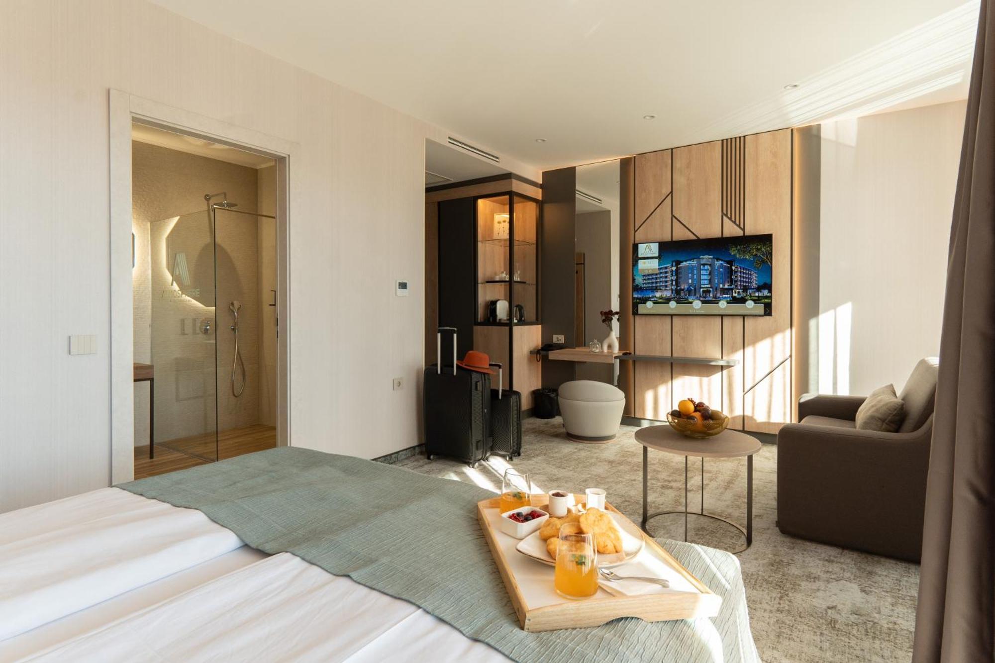 Atmosphere Balneo Hotel & Spa Pavel Banya Exterior foto