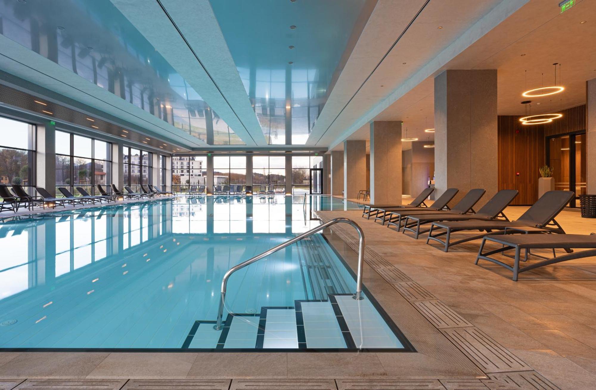 Atmosphere Balneo Hotel & Spa Pavel Banya Exterior foto